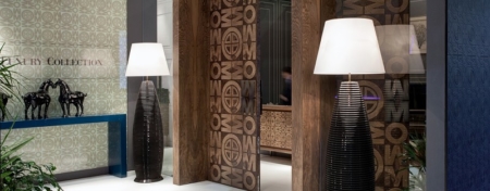 Drewniana lampa podłogowa w nowoczesnym stylu Bali