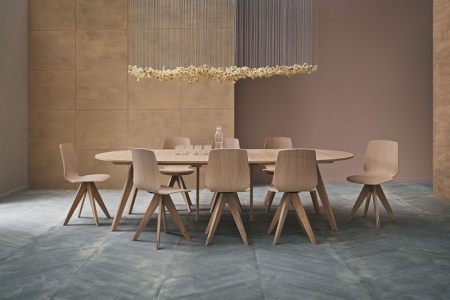 Okrągły stół z drewna z barwionym blatem New Mood 16 Bolia