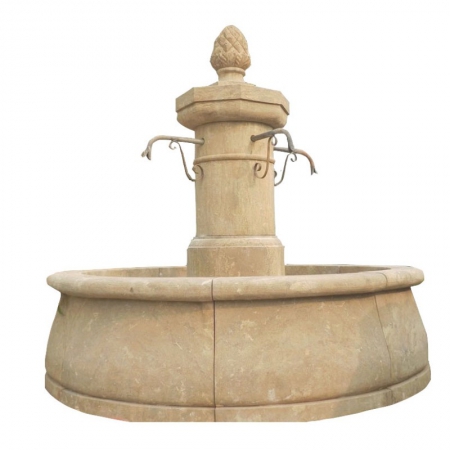 Okrągła fontanna z kamienia