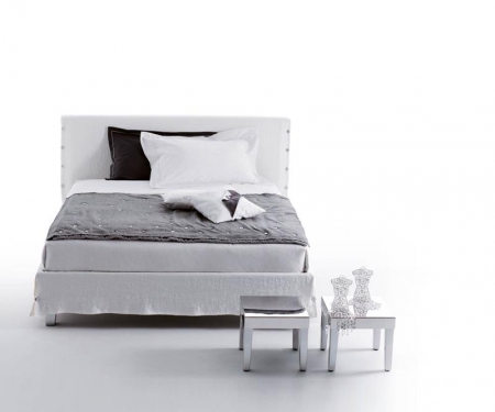 Łóżko tapicerowane White