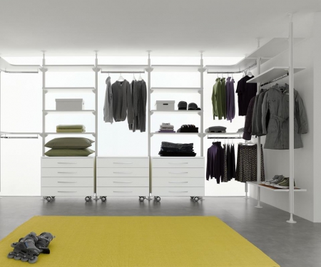 Minimalistyczny regał Web System Walk In Closet