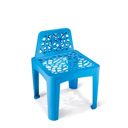 Niebieskie krzesło zewnętrzne