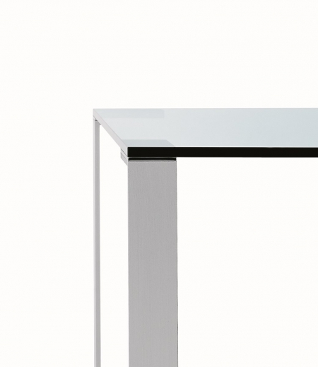 Stół ze szklanym blatem Liko Glass